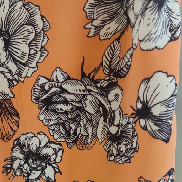 Floral Sleeveless Top - Coral - Picture 4 of 4